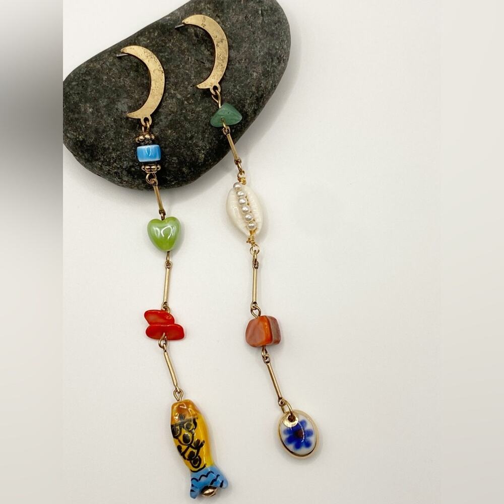 NEW Crescent Moon Charm Dangle Earrings - Picture 8 of 14